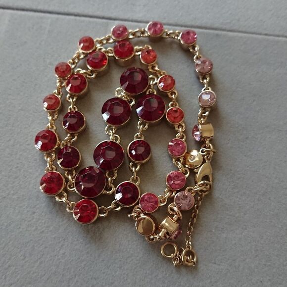 J.Crew Crystal Red/pink/purple Faceted Gold Tone Statement Necklace - Picture 6 of 9